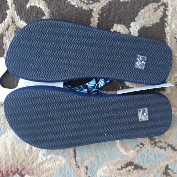 5x*Host Pick*Vera Bradley flip flop sandals - Picture 7 of 12